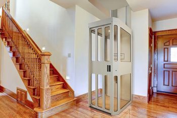 Thang máy lồng kính tại Hà Đông